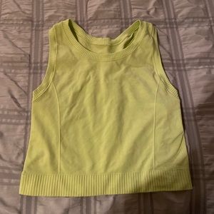 Old navy athletic tank cropped